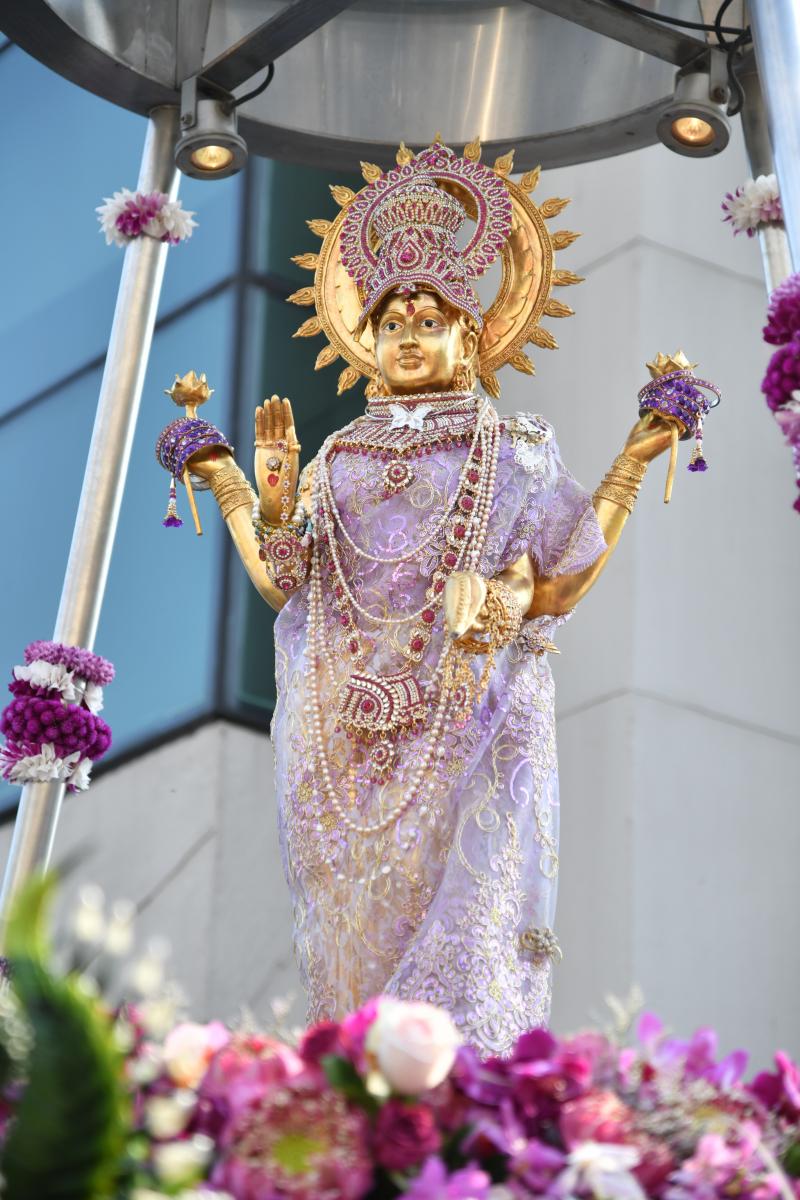拉克什米夫人（Lakṣmī） | Ratchaprasong District Bangkok